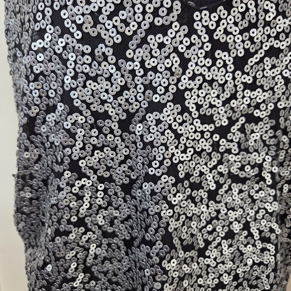 ⭐️Le Chateau Black and Silver Sequin Sleeveless Tank Top Size XXL - Picture 5 of 5